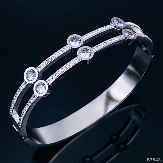Solitaire Eternity Silver SS Openable Kada Bracelet